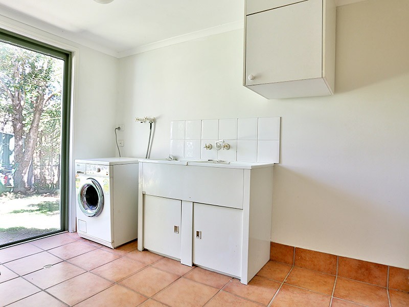 12 Fiddlewood Place, Bridgeman Downs QLD 4035