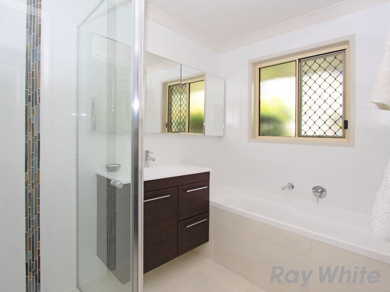 82 Voyager Circuit, Bridgeman Downs QLD 4035