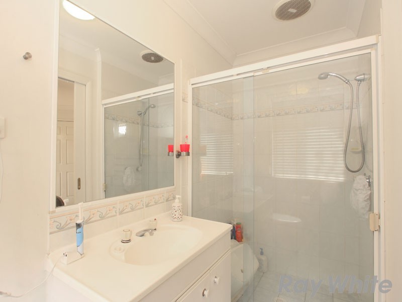 10 Country Club Close, Carseldine QLD 4034