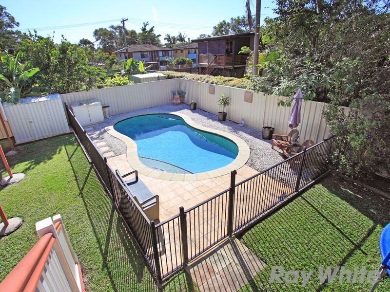 18 Devoran Street, Albany Creek QLD 4035