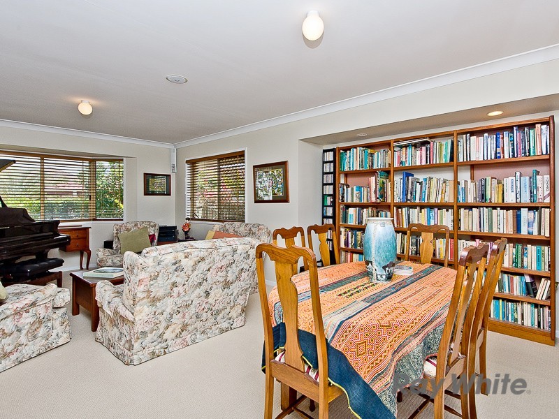 12 Solar Court, Bridgeman Downs QLD 4035