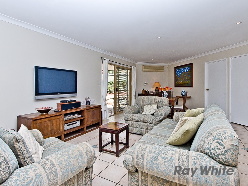 12 Solar Court, Bridgeman Downs QLD 4035