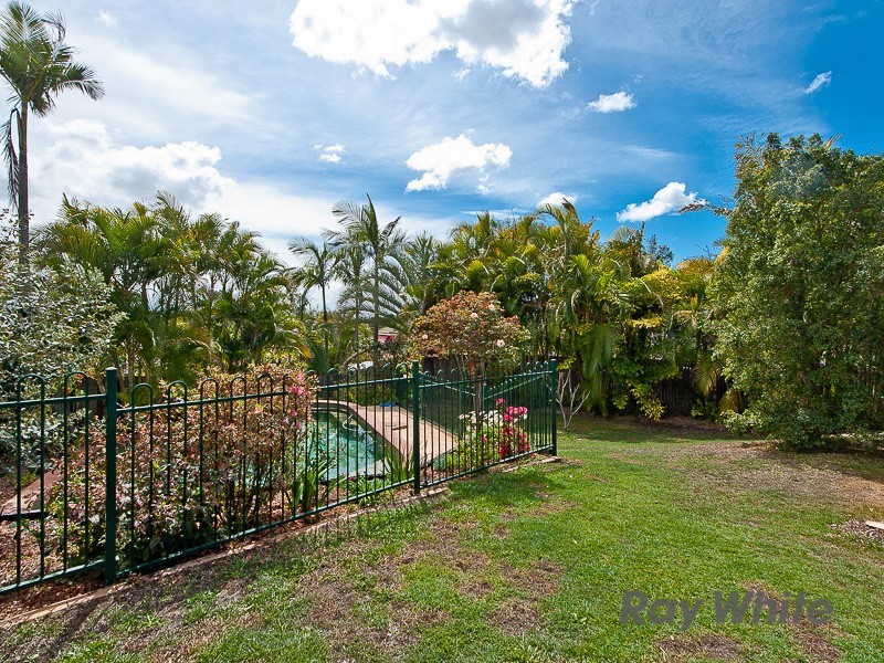 12 Solar Court, Bridgeman Downs QLD 4035