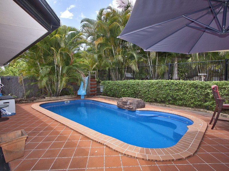 42 Lancewood Drive, Albany Creek QLD 4035