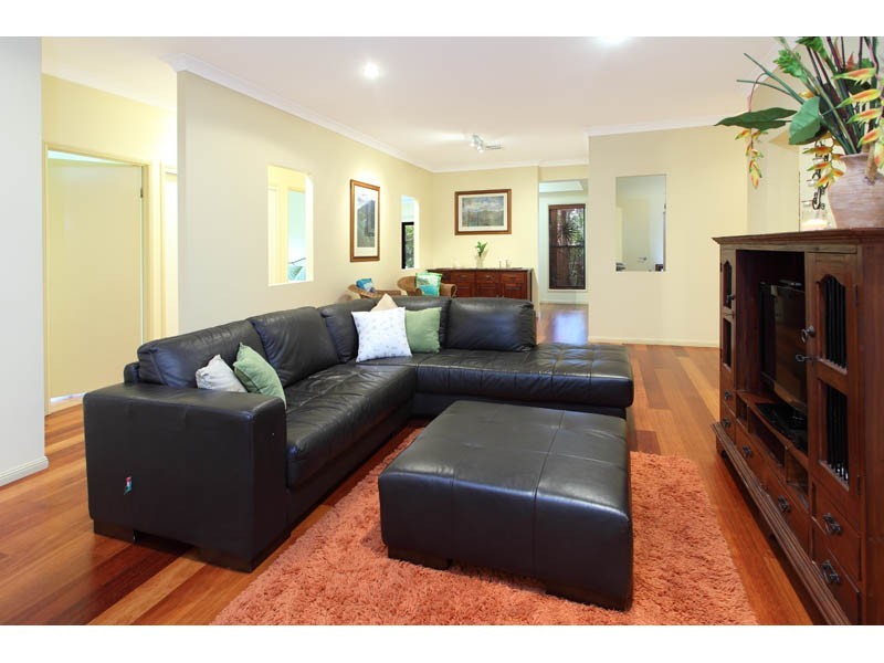 6 Travorten Drive, Bridgeman Downs QLD 4035