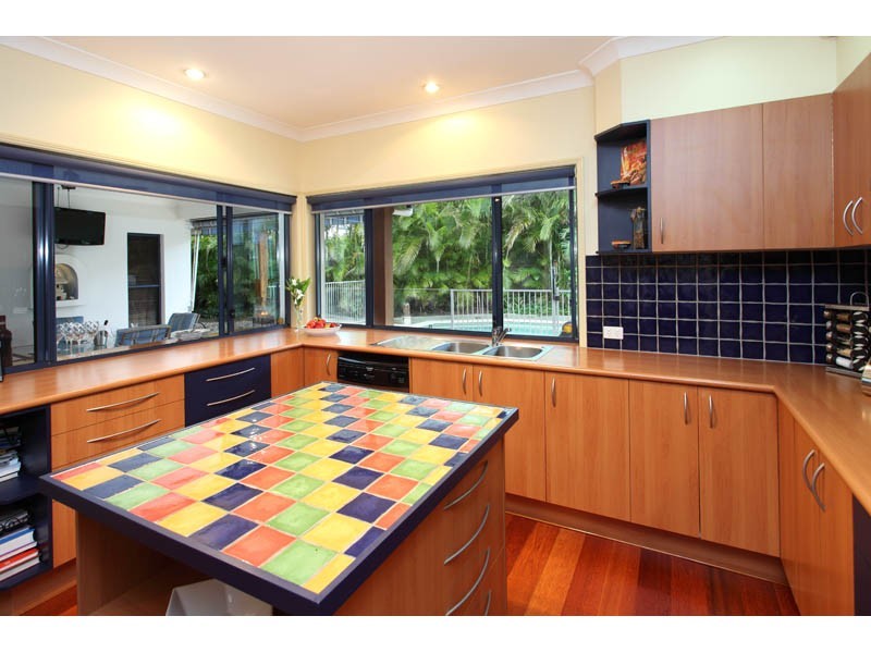 6 Travorten Drive, Bridgeman Downs QLD 4035