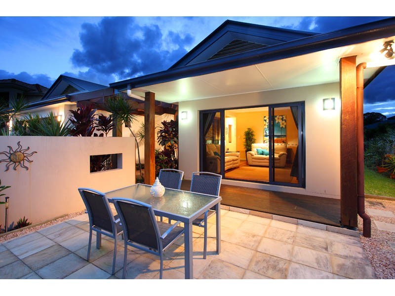 6 Travorten Drive, Bridgeman Downs QLD 4035