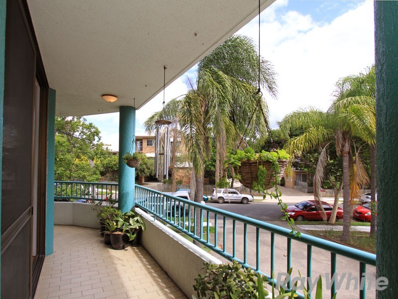 4/11 Kidston Terrace, Chermside QLD 4032