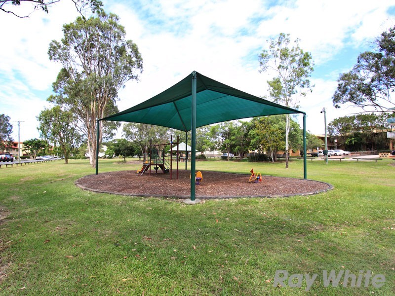 4/11 Kidston Terrace, Chermside QLD 4032