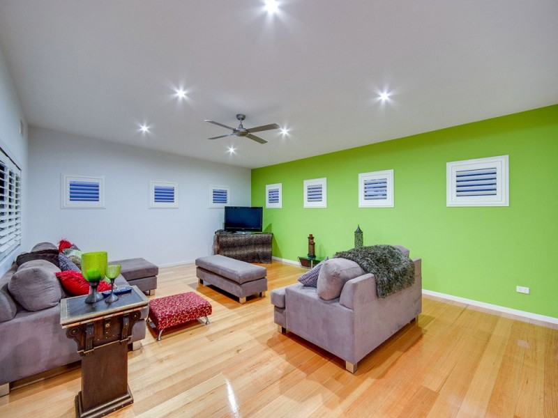 90 Stringybark Drive, Chermside West QLD 4032