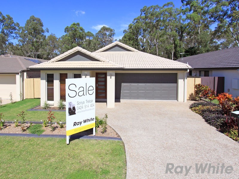 11 Booyong Place, Bridgeman Downs QLD 4035