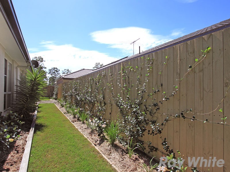 11 Booyong Place, Bridgeman Downs QLD 4035