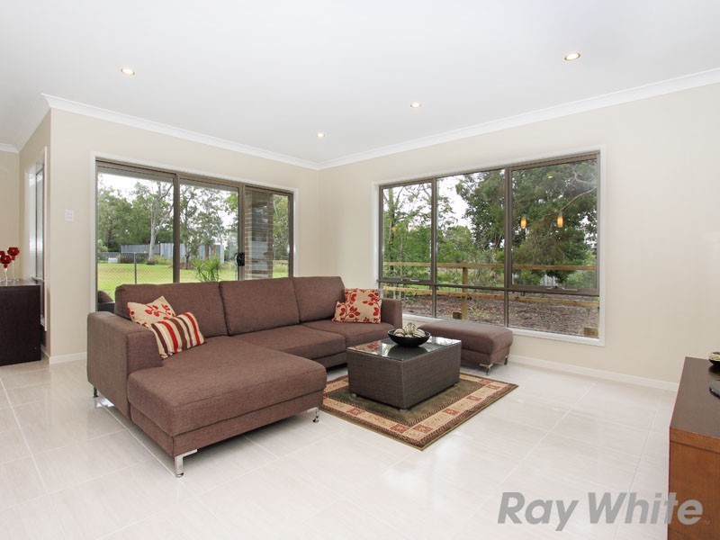 6 Serendipita Street, Bridgeman Downs QLD 4035