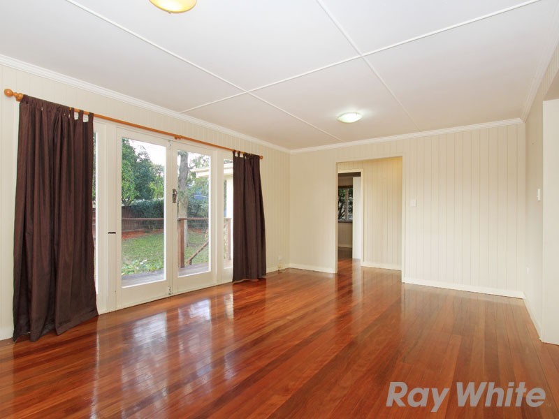 208 Appleby Road, Stafford Heights QLD 4053