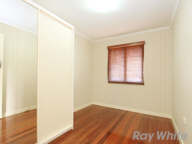 208 Appleby Road, Stafford Heights QLD 4053