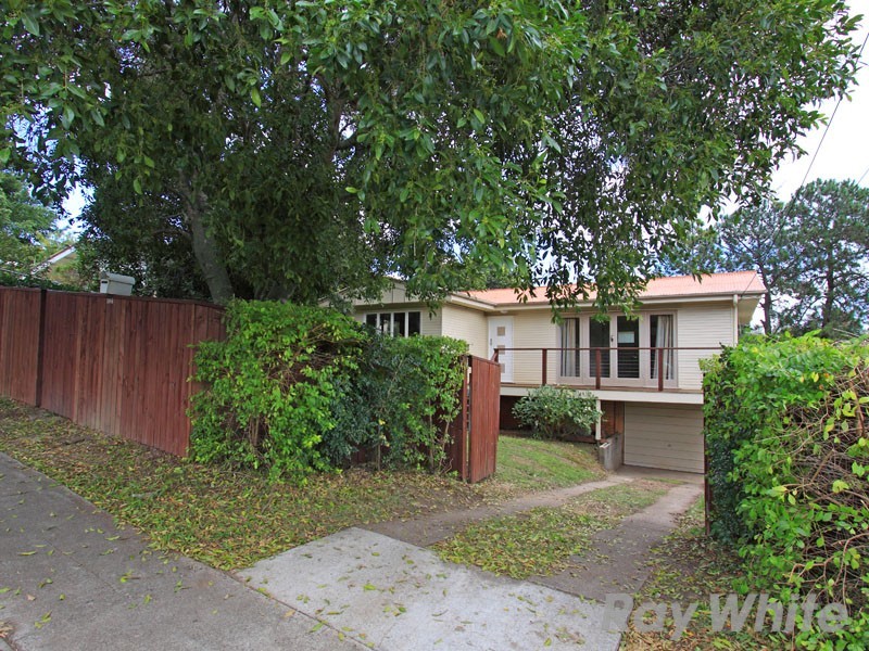 208 Appleby Road, Stafford Heights QLD 4053