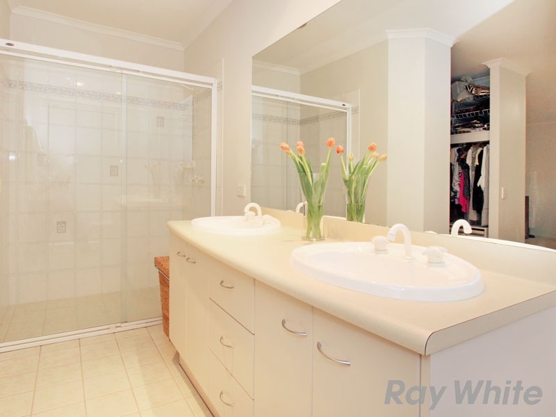 22 Palmetto Place, Bridgeman Downs QLD 4035