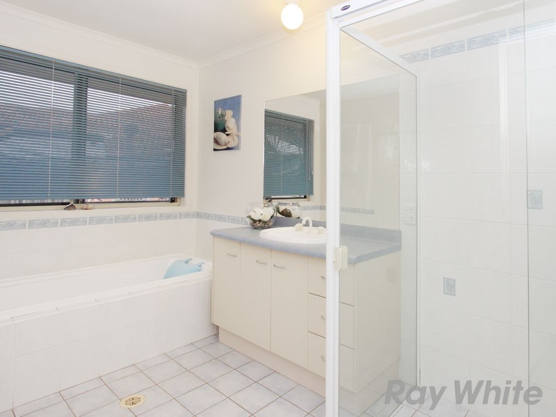 22 Palmetto Place, Bridgeman Downs QLD 4035