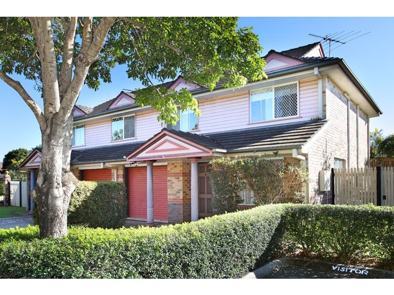 2/15 Hawbridge Street, Carseldine QLD 4034