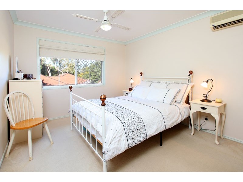 2/15 Hawbridge Street, Carseldine QLD 4034