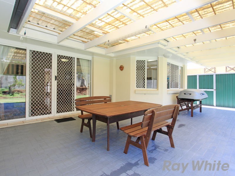 32 Redford Crescent, Mcdowall QLD 4053