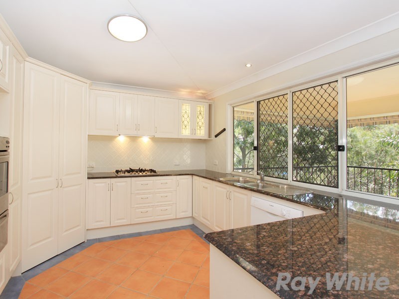 7 Bookleaf Place, Bridgeman Downs QLD 4035