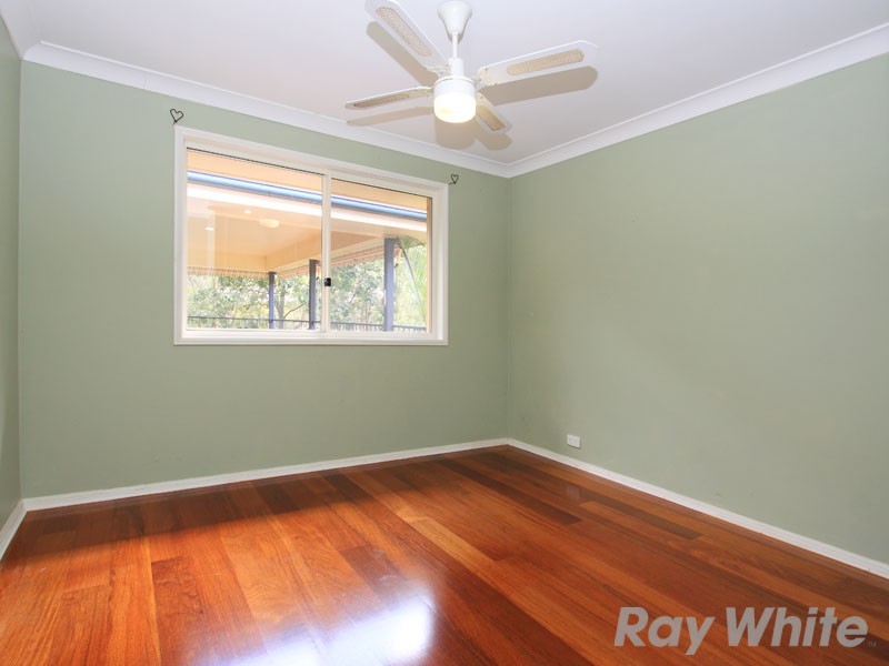 7 Bookleaf Place, Bridgeman Downs QLD 4035