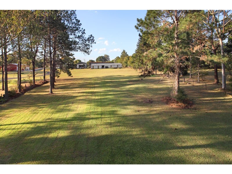 2034 Roghan Road, Bridgeman Downs QLD 4035