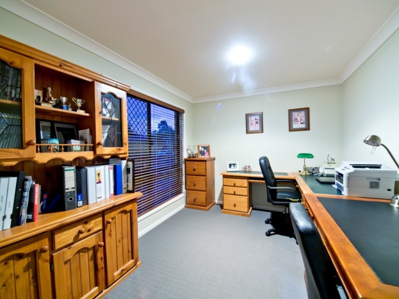 36 Cressbrook Drive, Albany Creek QLD 4035