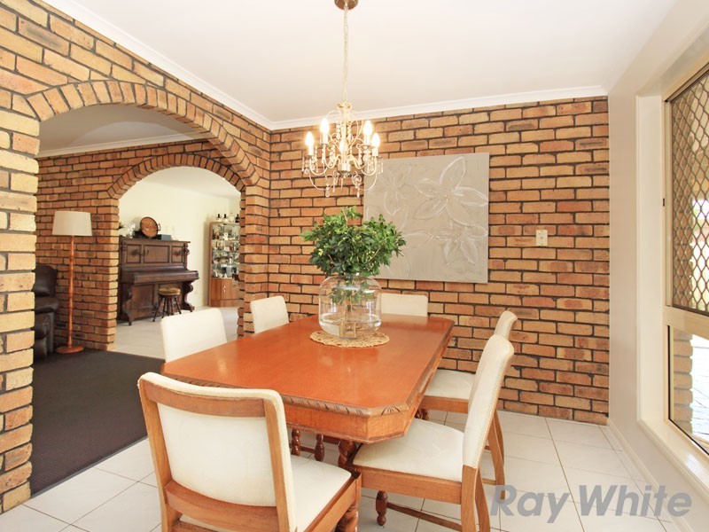 15 Allira Crescent, Carseldine QLD 4034