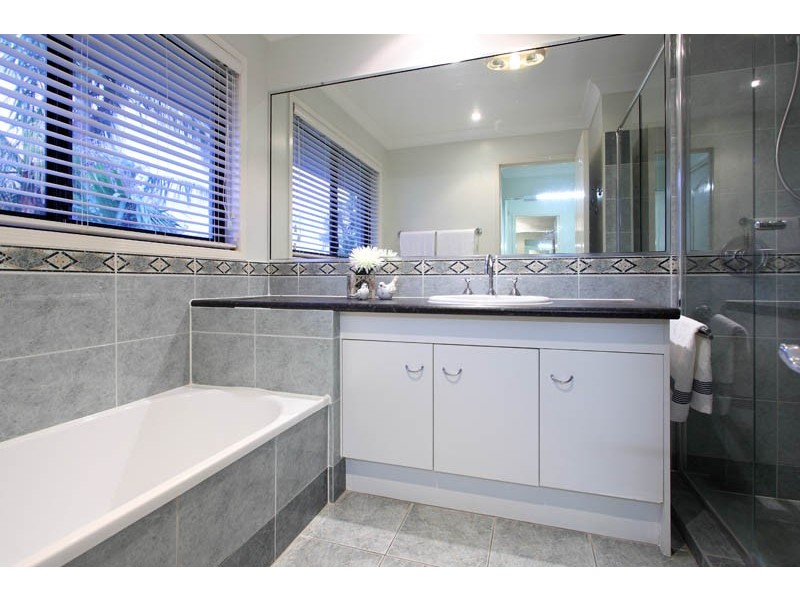 38 Shuttle Place, Bridgeman Downs QLD 4035