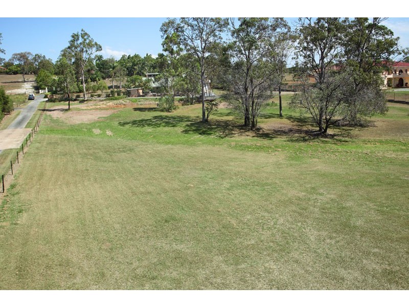 872 Beams Road, Bridgeman Downs QLD 4035