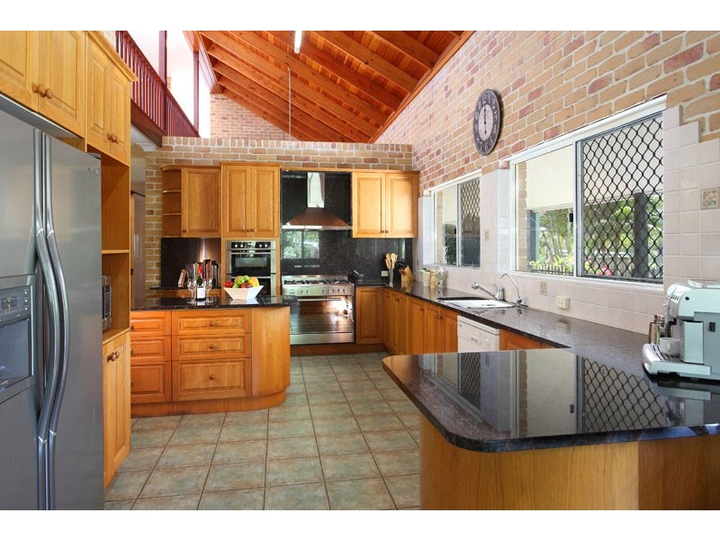 872 Beams Road, Bridgeman Downs QLD 4035