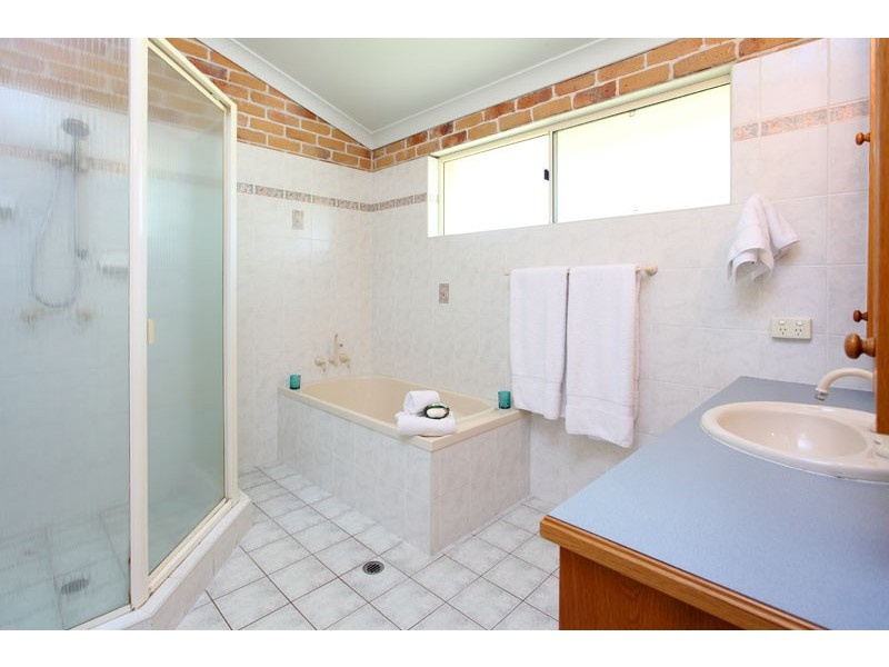 872 Beams Road, Bridgeman Downs QLD 4035
