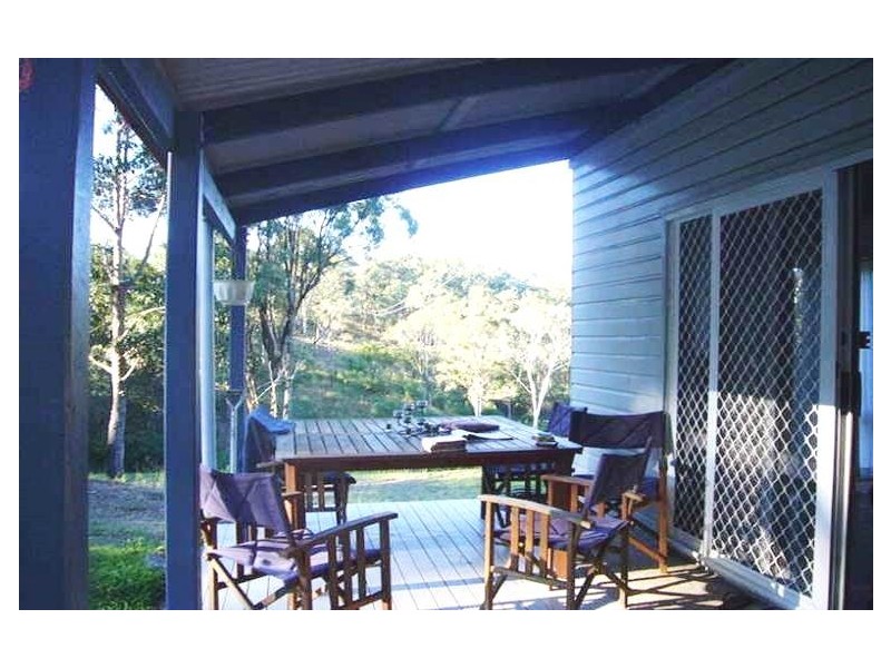 517 Clear Mountain Road, Clear Mountain QLD 4500