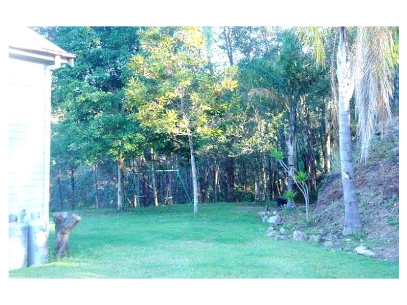 517 Clear Mountain Road, Clear Mountain QLD 4500