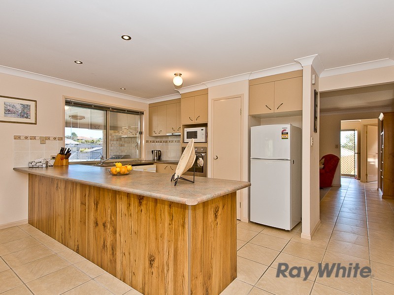 4 Katelyn Court, Cashmere QLD 4500
