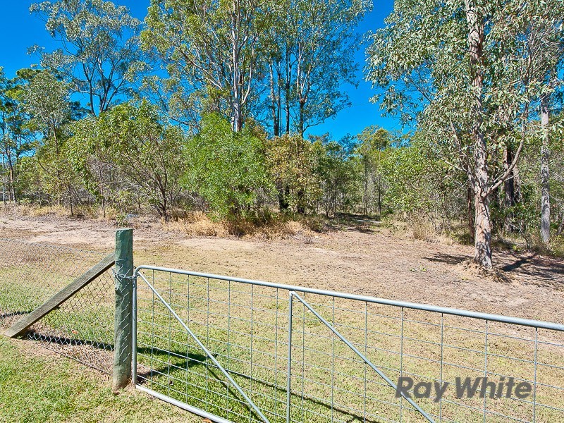 4 Katelyn Court, Cashmere QLD 4500