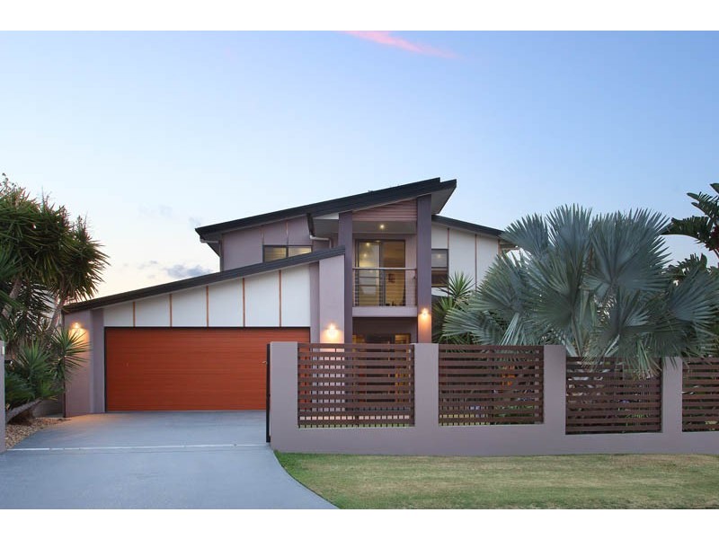 16 Travorten Drive, Bridgeman Downs QLD 4035