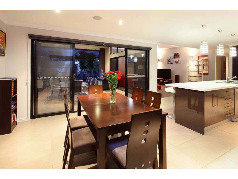 16 Travorten Drive, Bridgeman Downs QLD 4035