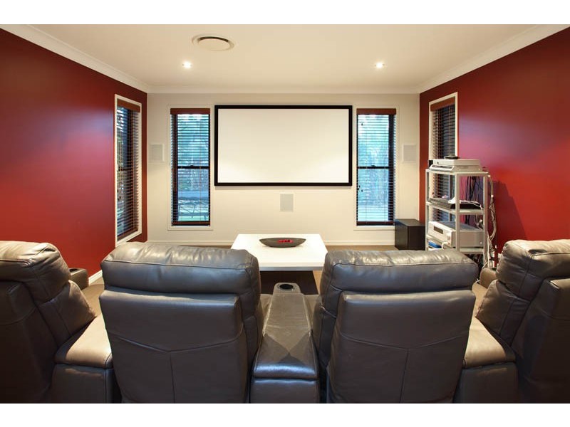 16 Travorten Drive, Bridgeman Downs QLD 4035