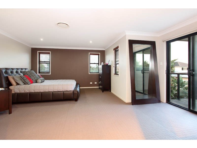 16 Travorten Drive, Bridgeman Downs QLD 4035