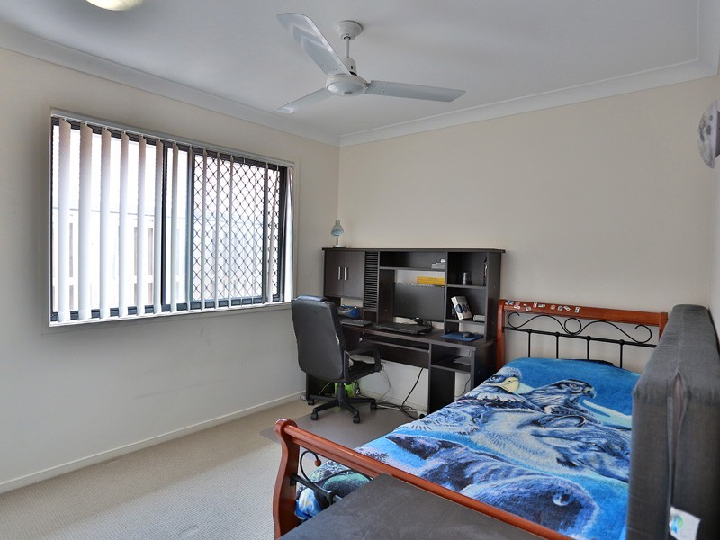 11 Toby Close, Kallangur QLD 4503