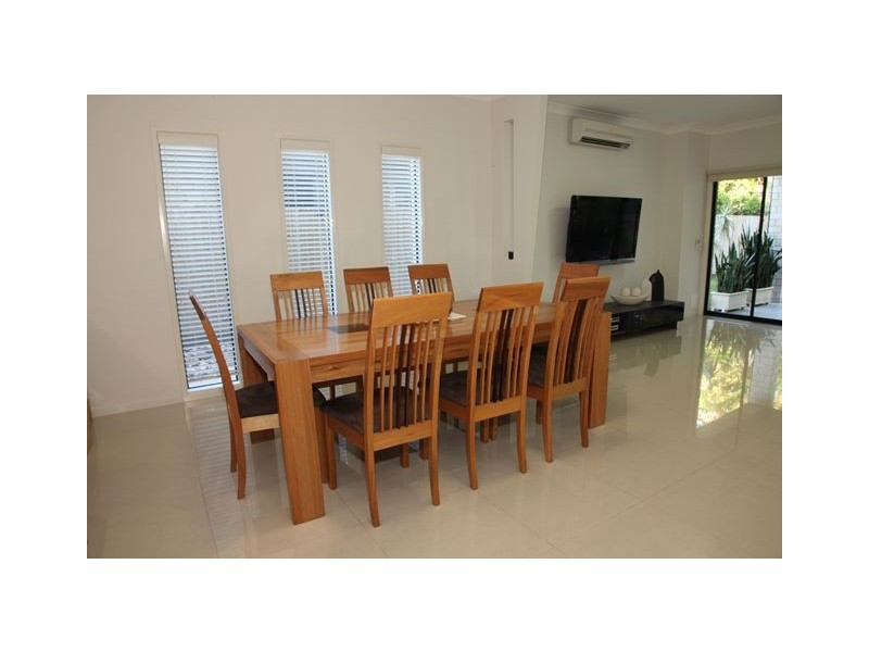 77 Landis Street, Mcdowall QLD 4053