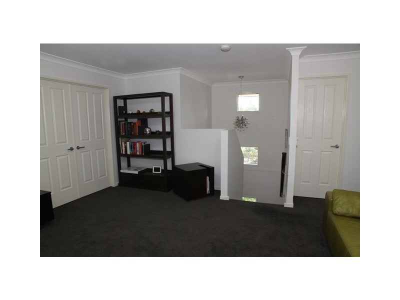 77 Landis Street, Mcdowall QLD 4053