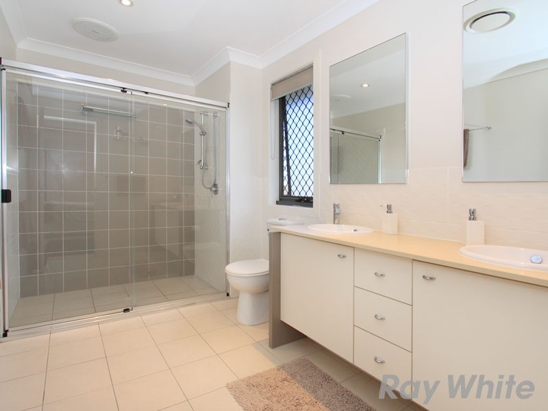 11 Taunton Street, Carseldine QLD 4034