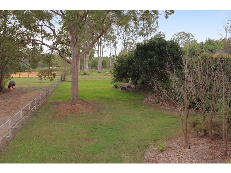 95 Tiverton Place, Bridgeman Downs QLD 4035