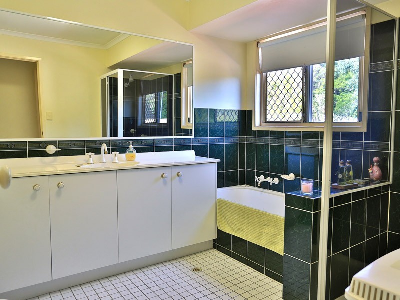 60 Floramy Street, Boondall QLD 4034