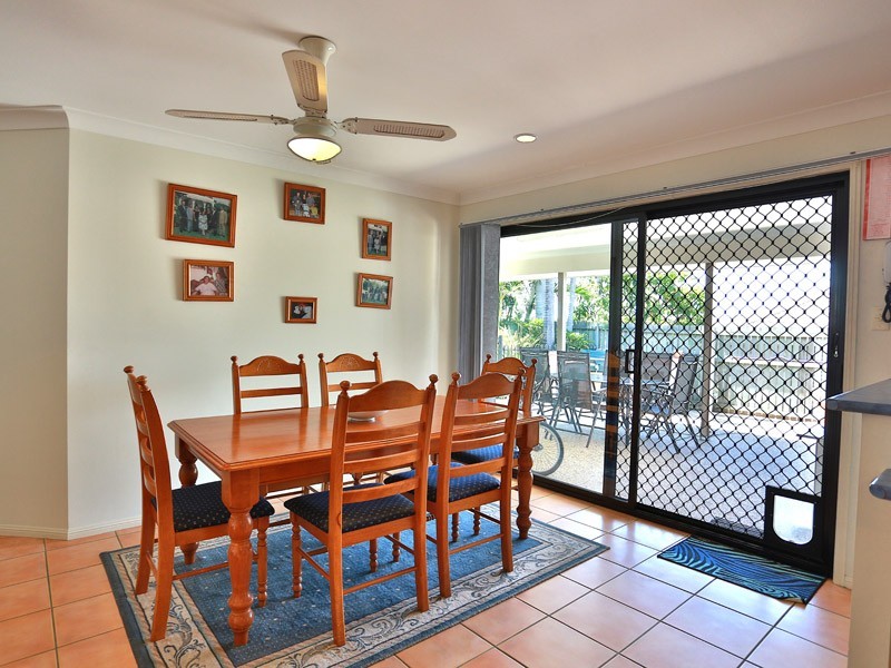 4 Rainbow Court, Griffin QLD 4503