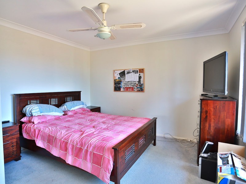 4 Rainbow Court, Griffin QLD 4503